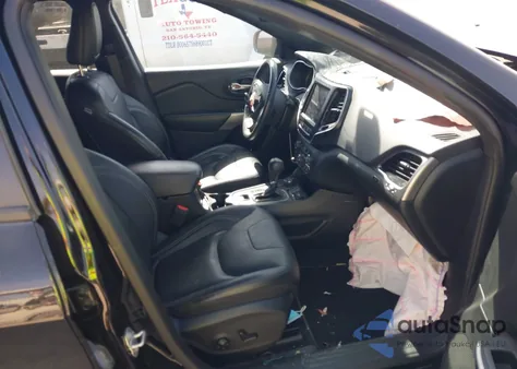 2021 Jeep Cherokee 80Th Anniversary 4X4 z USA, uszkodzony, nr VIN 1C4PJMMX8MD181406